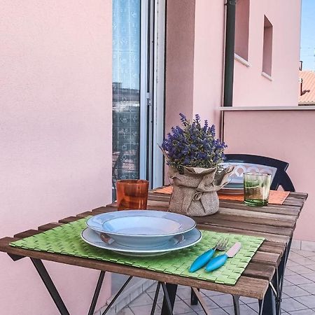 Appartamento Il Poeta - Affitti Brevi Italia Римини Экстерьер фото